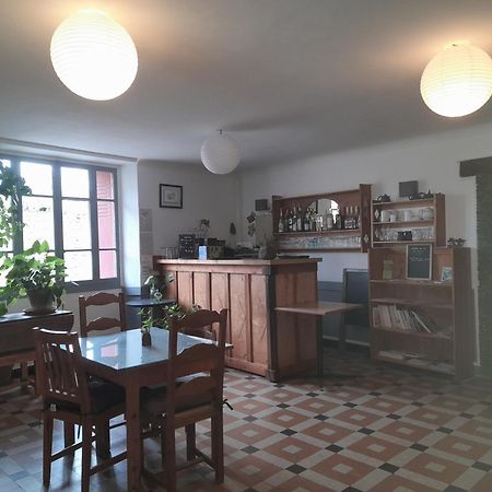 Auberge Du Prieure Saint-André-de-Rosans Esterno foto