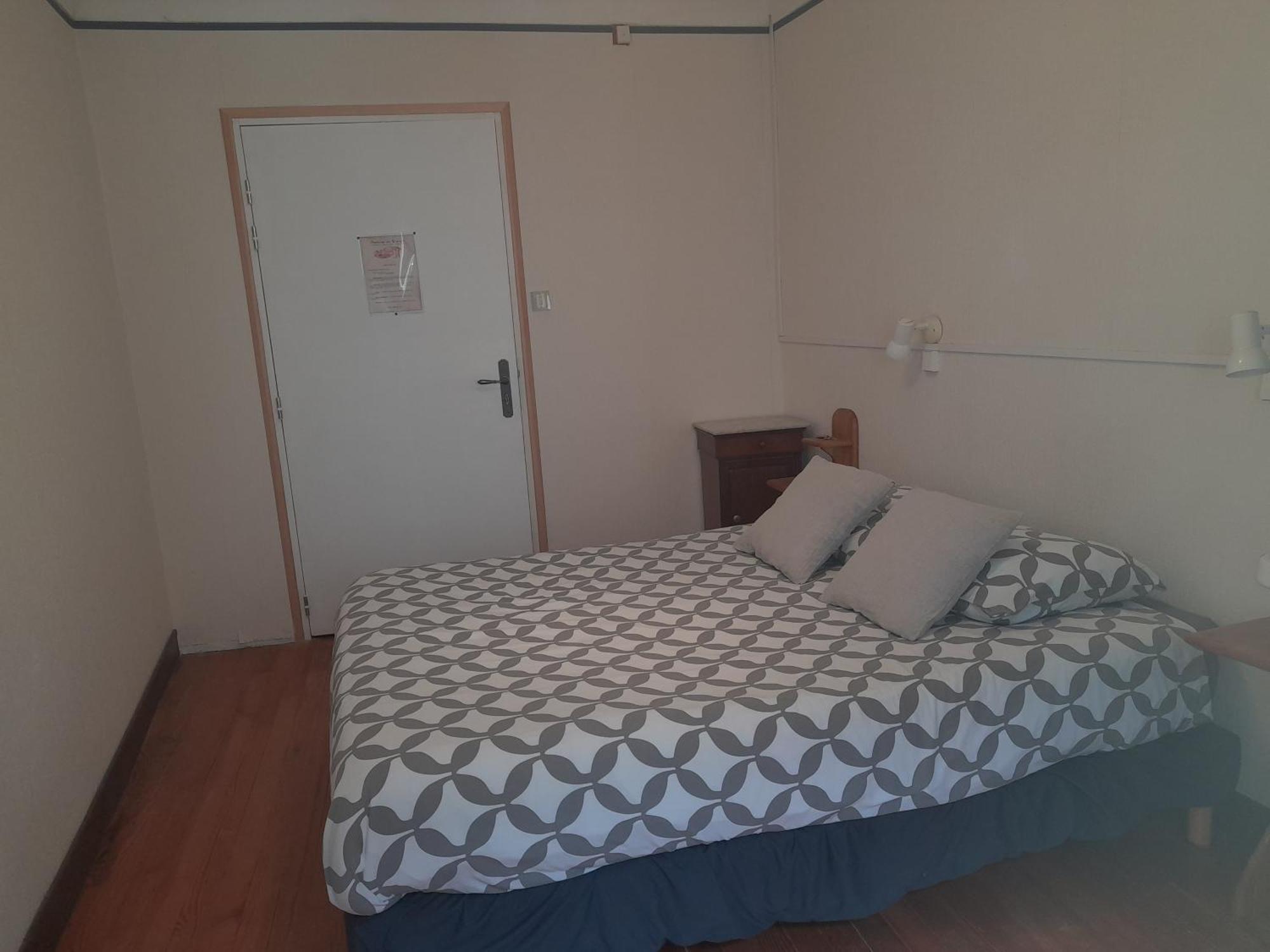 Auberge Du Prieure Saint-André-de-Rosans Esterno foto